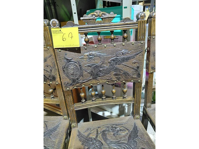 Lot 67 - neorenaissance stijl 1890-1900 antieke stoelen reliëfwerkniv - afbeelding 2 van  5