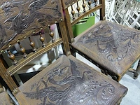 Lot 67 - neorenaissance stijl 1890-1900 antieke stoelen reliëfwerkniv - afbeelding 3 van  5