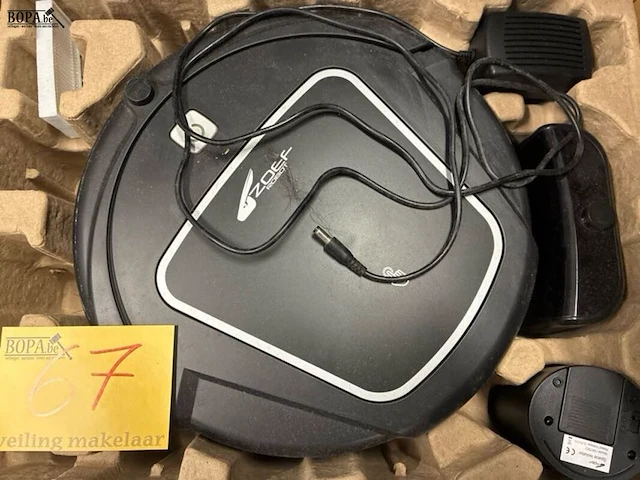 Lot 67 - robotstofzuiger zoef - afbeelding 1 van  5