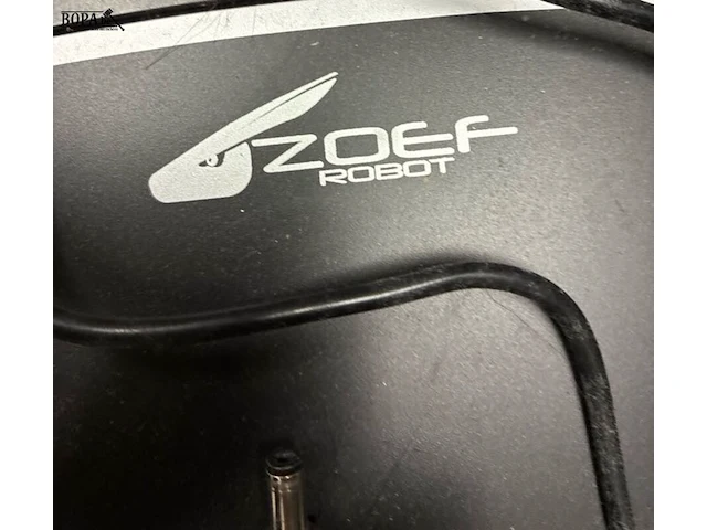 Lot 67 - robotstofzuiger zoef - afbeelding 2 van  5