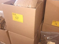 Lot 67 - rookmot beuk 1 kg. 16 stuks