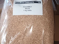 Lot 67 - rookmot beuk 1 kg. 16 stuks - afbeelding 2 van  3