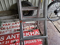 Lot 67 - teleskopische ladder waku - afbeelding 2 van  3