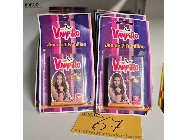 Lot 67 - vampino kaart spelen nieuw 20 stuks - afbeelding 1 van  3