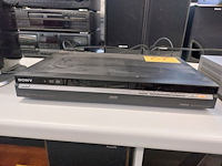 Lot 67 - videorecorder sony rdr-hx650 - afbeelding 1 van  2