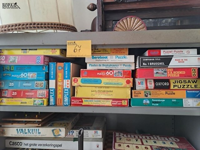 Lot 67 - vintage kinderpuzzels - afbeelding 1 van  5