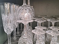 Lot 67 - vintage prachtige fijne kristallen glazen: champagneglazen e - afbeelding 2 van  3