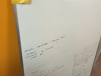 Lot 67 - whiteboard - afbeelding 1 van  3