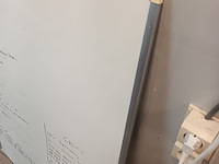 Lot 67 - whiteboard - afbeelding 3 van  3