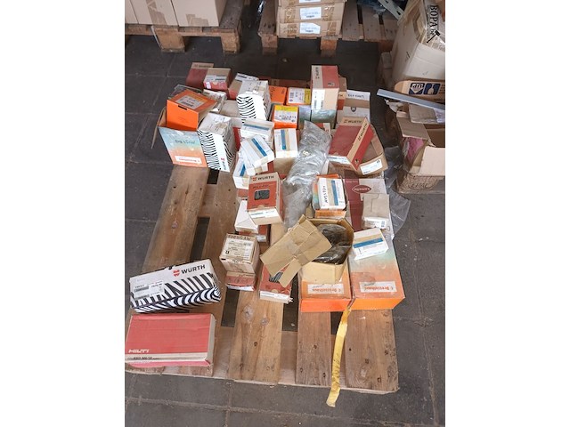 Lot 677 - diversen - afbeelding 3 van  9