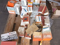 Lot 677 - diversen - afbeelding 3 van  9