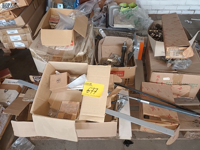 Lot 677 - diversen - afbeelding 5 van  9