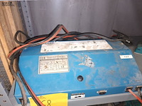 Lot 68 - batterijlader exide - afbeelding 2 van  4