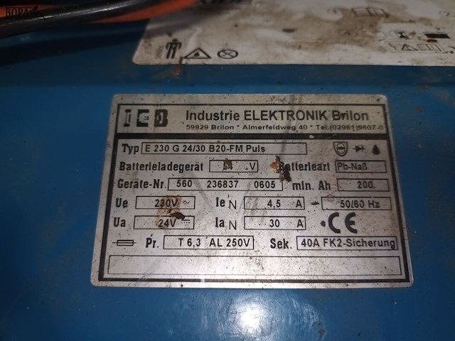 Lot 68 - batterijlader exide - afbeelding 4 van  4