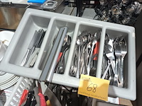 Lot 68 - bestek en rvs bakken - afbeelding 3 van  5