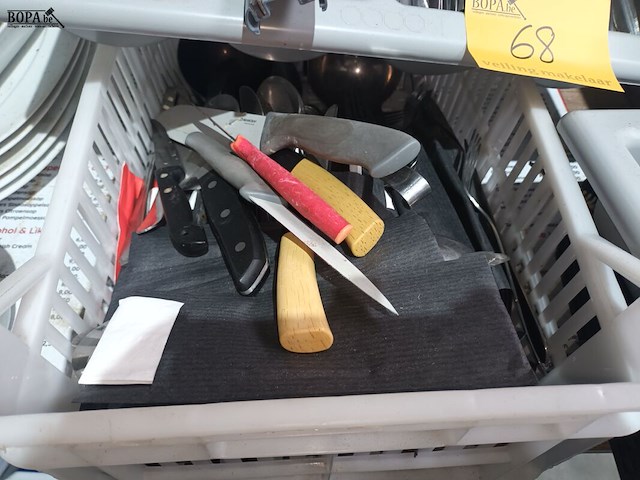 Lot 68 - bestek en rvs bakken - afbeelding 4 van  5