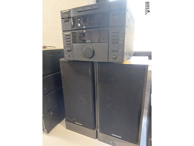 Lot 68 - compacte stereotoren grundig m20 - afbeelding 1 van  3