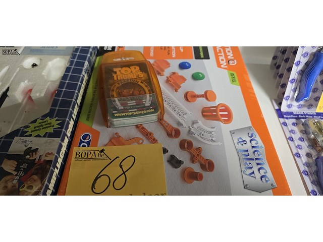 Lot 68 - diverse speldozen & flippo map - afbeelding 3 van  5