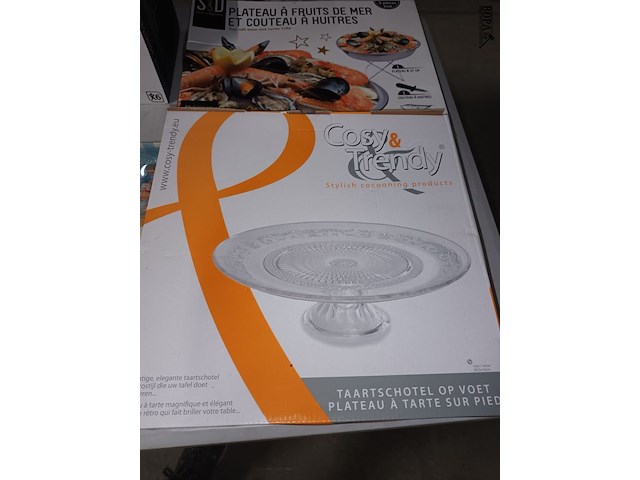 Lot 68 - huisraad, kaarsen en decoratie. 10 stuks - afbeelding 3 van  6