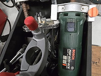 Lot 68 - kantenfrees bosch pof 600 ac - afbeelding 2 van  3