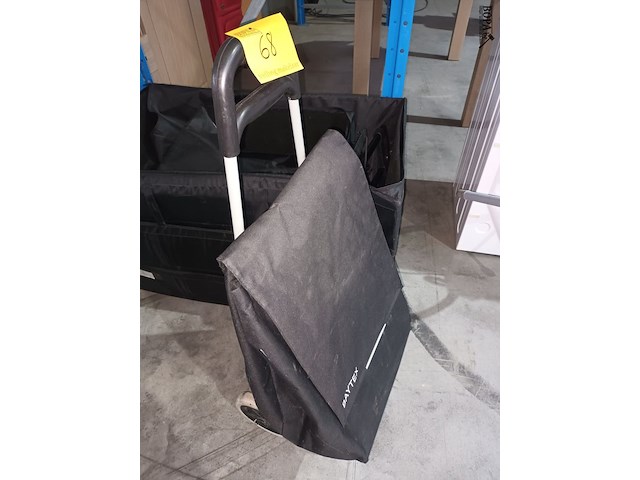 Lot 68 - opbergtassen en trolley. 4 stuks - afbeelding 2 van  4