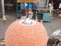 Lot 68 - oranje lampenkap - afbeelding 1 van  3