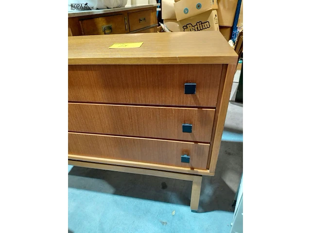 Lot 68 - retro meubelkast mid-century modern - afbeelding 2 van  4