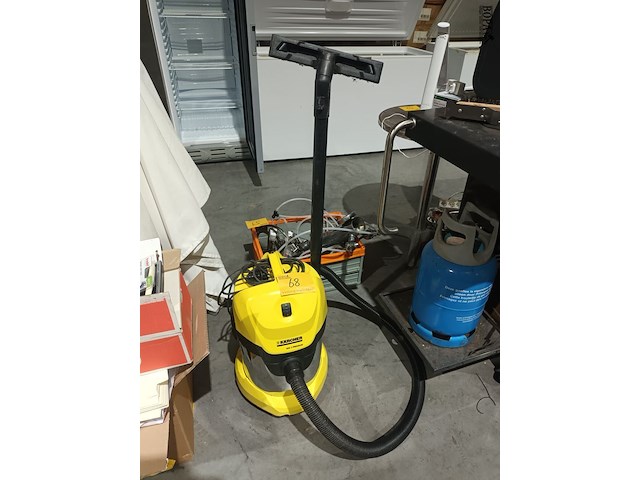 Lot 68 - stofzuiger kärcher - afbeelding 1 van  3