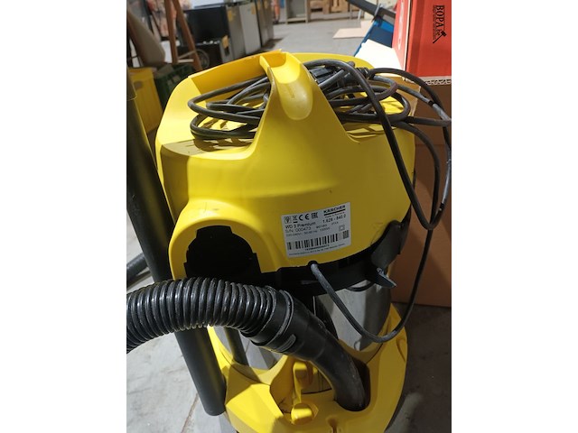 Lot 68 - stofzuiger kärcher - afbeelding 3 van  3