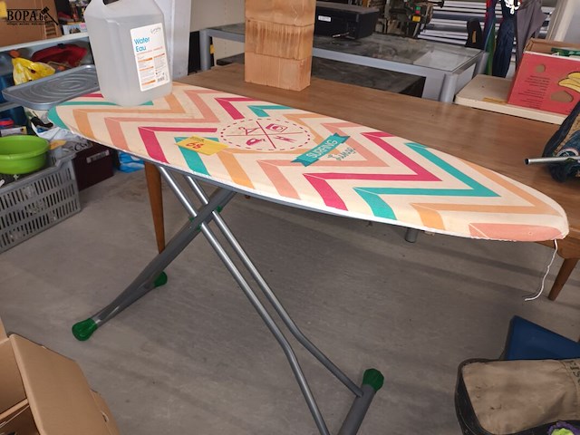 Lot 68 - strijkplank - afbeelding 2 van  3