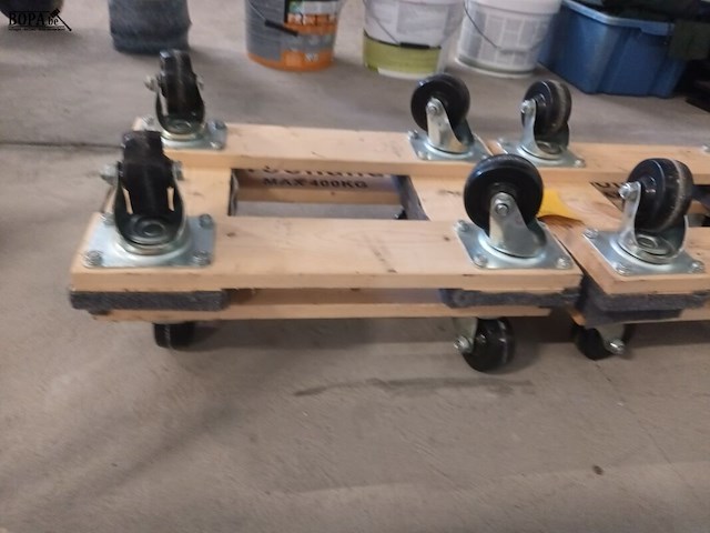 Lot 68 - toolland meubelkar. 4 stuks - afbeelding 2 van  3
