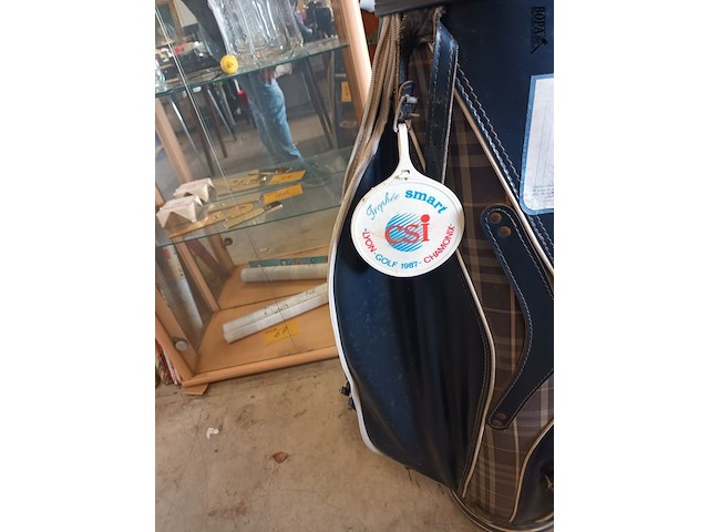 Lot 68 - vintage golf tas burberrys - afbeelding 4 van  5