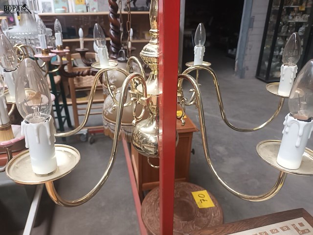 Lot 68 - vlaamse luster in koper - afbeelding 3 van  3