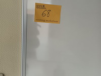 Lot 68 - whiteboard - afbeelding 2 van  2