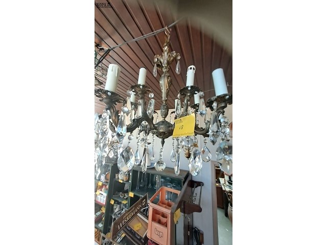 Lot 68 - wiskemann kroonluchter met uitgebreid frame van brons en tal - afbeelding 1 van  5
