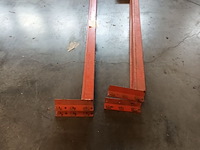 Lot 681 - liggers voor palletstelling. 4 stuks - afbeelding 1 van  2