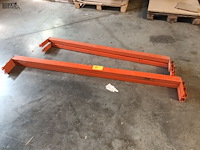 Lot 681 - liggers voor palletstelling. 4 stuks - afbeelding 2 van  2