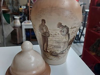 Lot 69 - antieke vazen waarvan 1 met stempel, 2 stuks - afbeelding 5 van  5