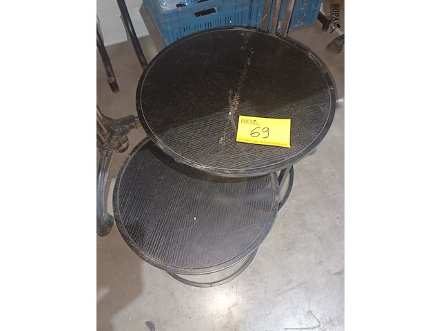 Lot 69 - bijzettafels - afbeelding 3 van  3