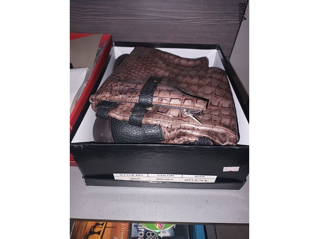 Lot 69 - damesschoenen en laarzen - afbeelding 5 van  5