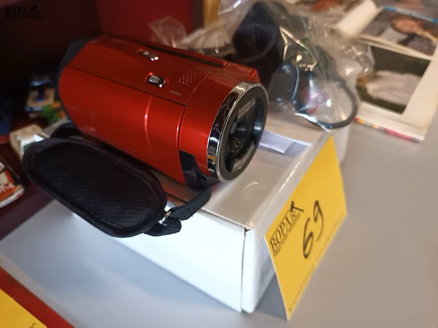 Lot 69 - digitale camera - afbeelding 2 van  4