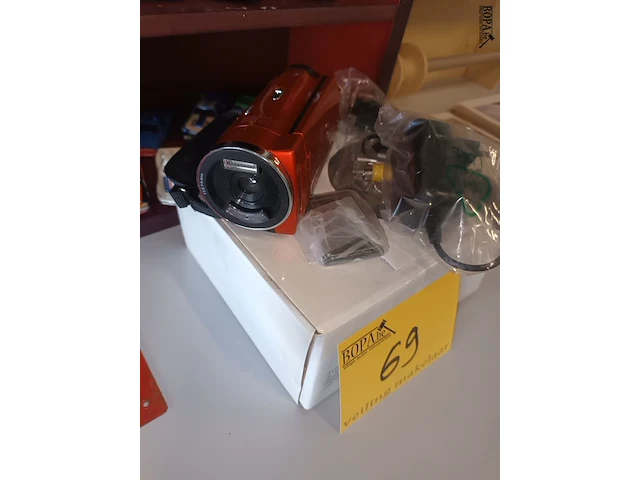Lot 69 - digitale camera - afbeelding 4 van  4