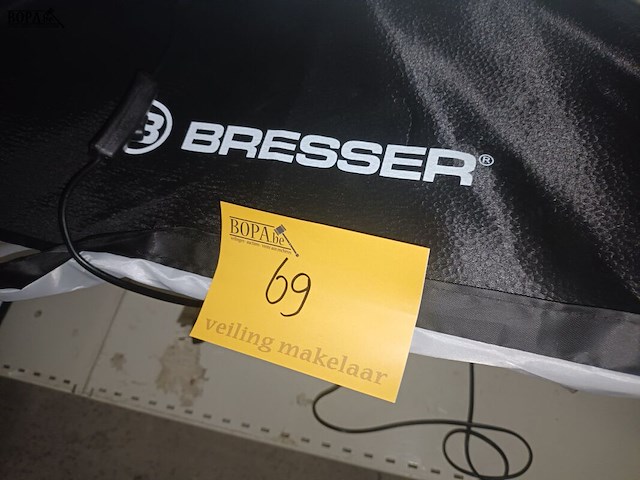 Lot 69 - fotostudiolampen en statieven - afbeelding 4 van  7