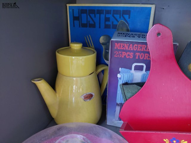 Lot 69 - groot lot retro keukengerief oa. collectorsitems - afbeelding 6 van  9