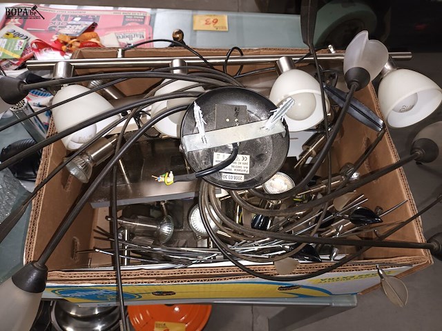 Lot 69 - lot diverse verlichting - afbeelding 4 van  6