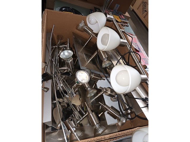 Lot 69 - lot diverse verlichting - afbeelding 5 van  6