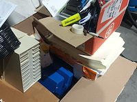 Lot 69 - lot kantoormateriaal - afbeelding 2 van  8