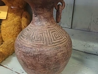Lot 69 - oude vaas - afbeelding 2 van  5