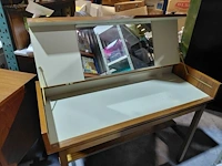 Lot 69 - retro schrijftafel mid-century modern - afbeelding 3 van  5