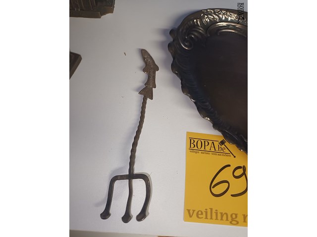 Lot 69 - schaal wiskemann - afbeelding 3 van  5